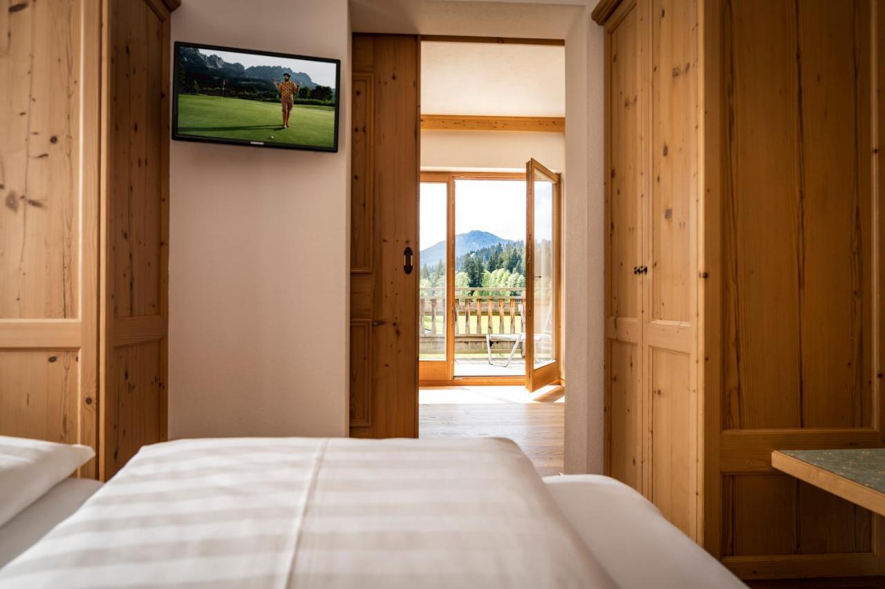 Landhotel Foehrenhof エルマウ エクステリア 写真