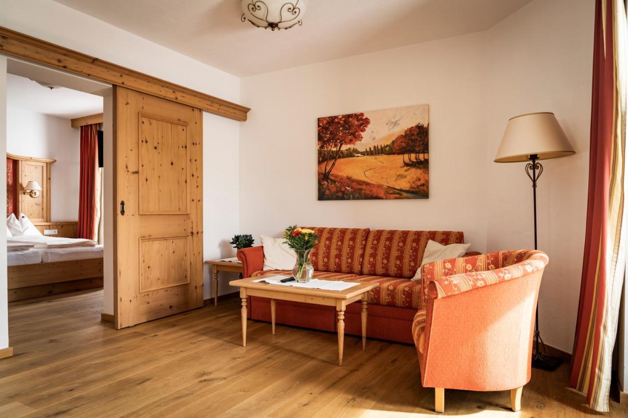 Landhotel Foehrenhof エルマウ エクステリア 写真