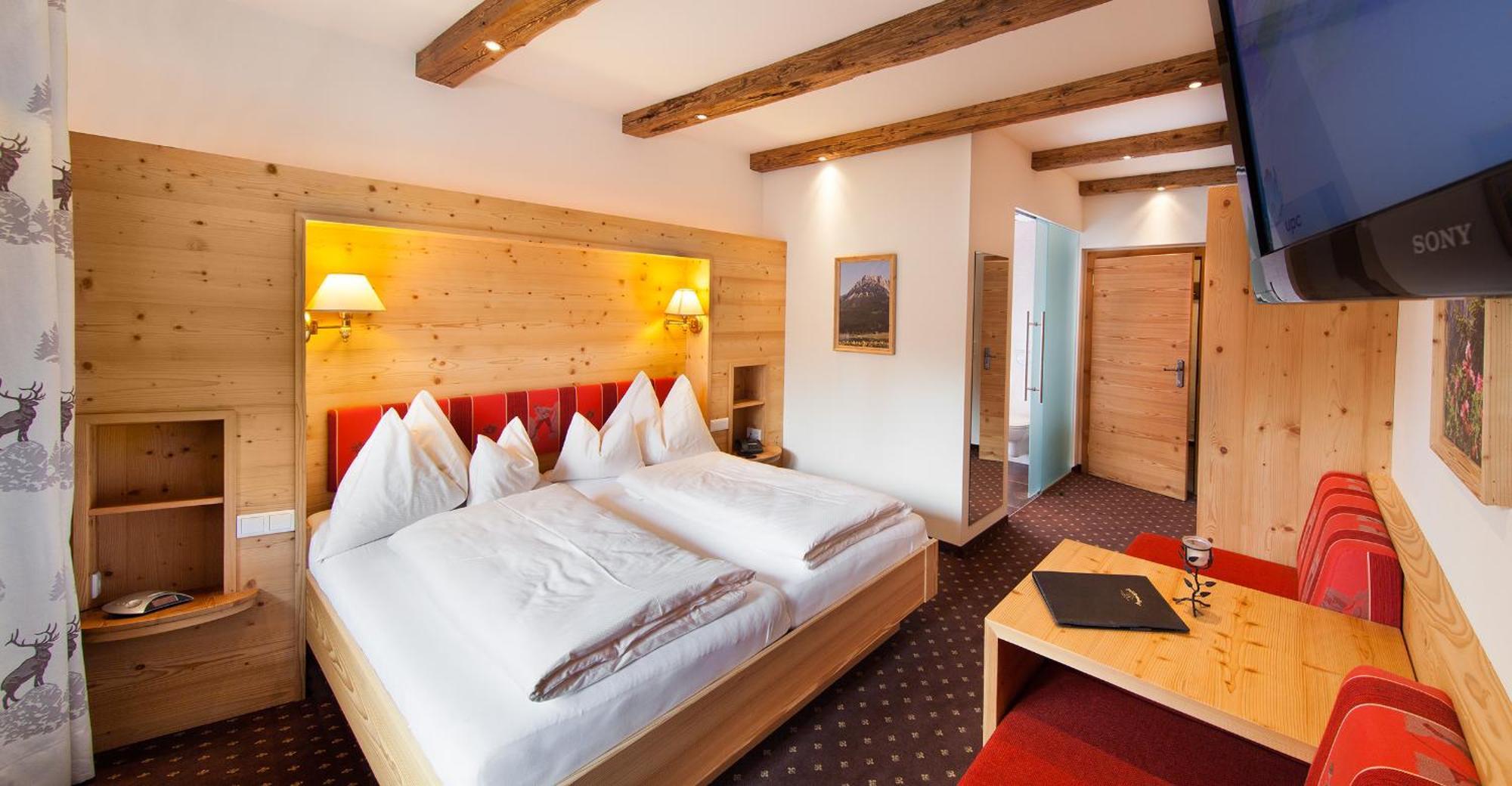 Landhotel Foehrenhof エルマウ エクステリア 写真