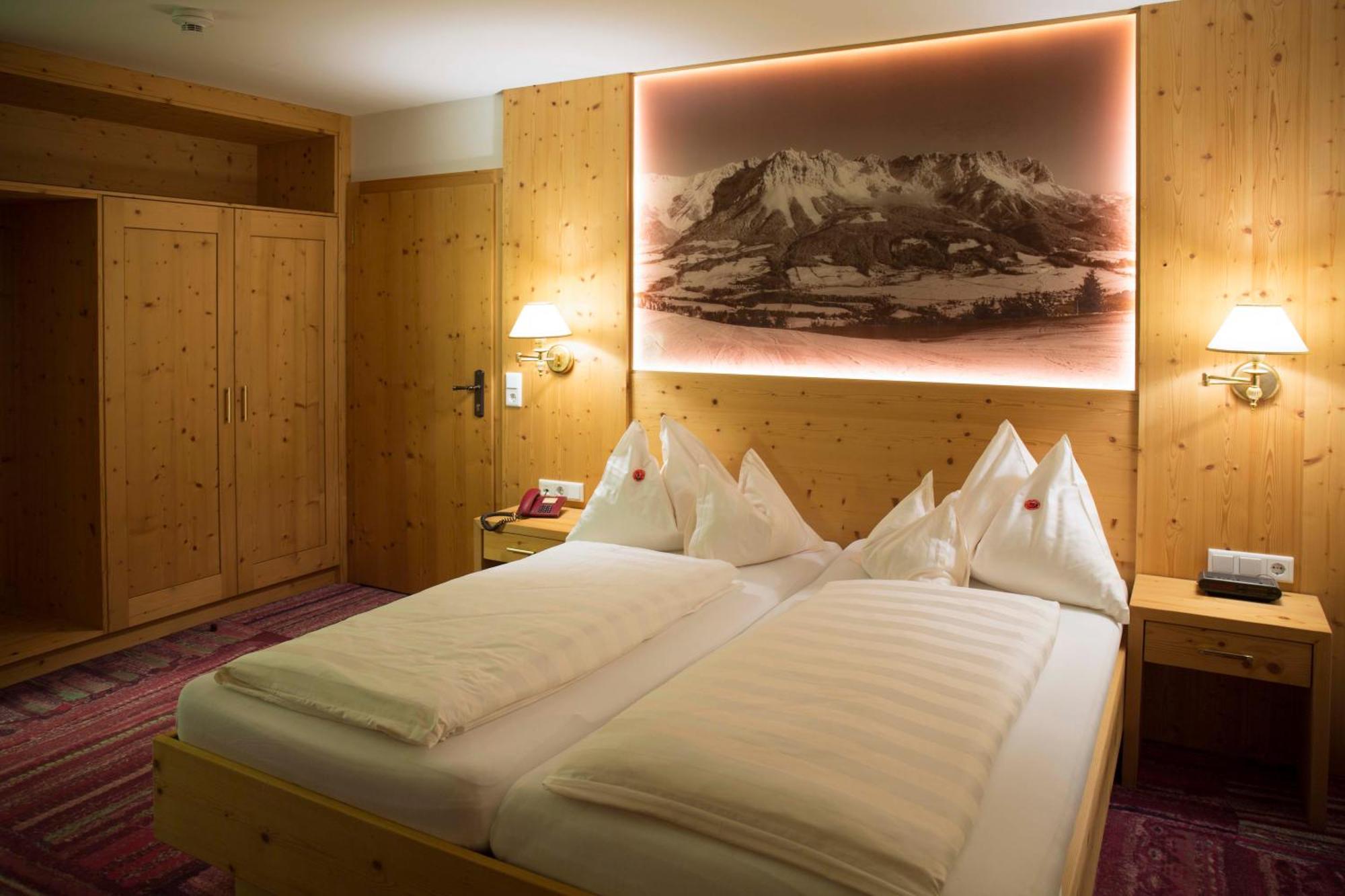 Landhotel Foehrenhof エルマウ 部屋 写真