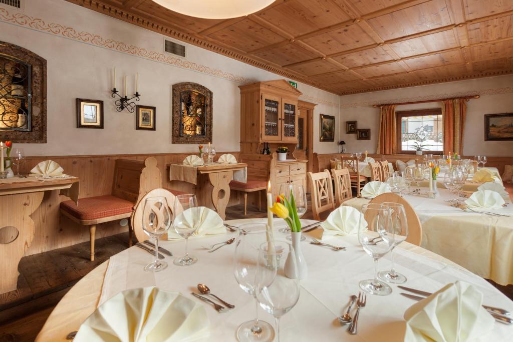 Landhotel Foehrenhof エルマウ エクステリア 写真