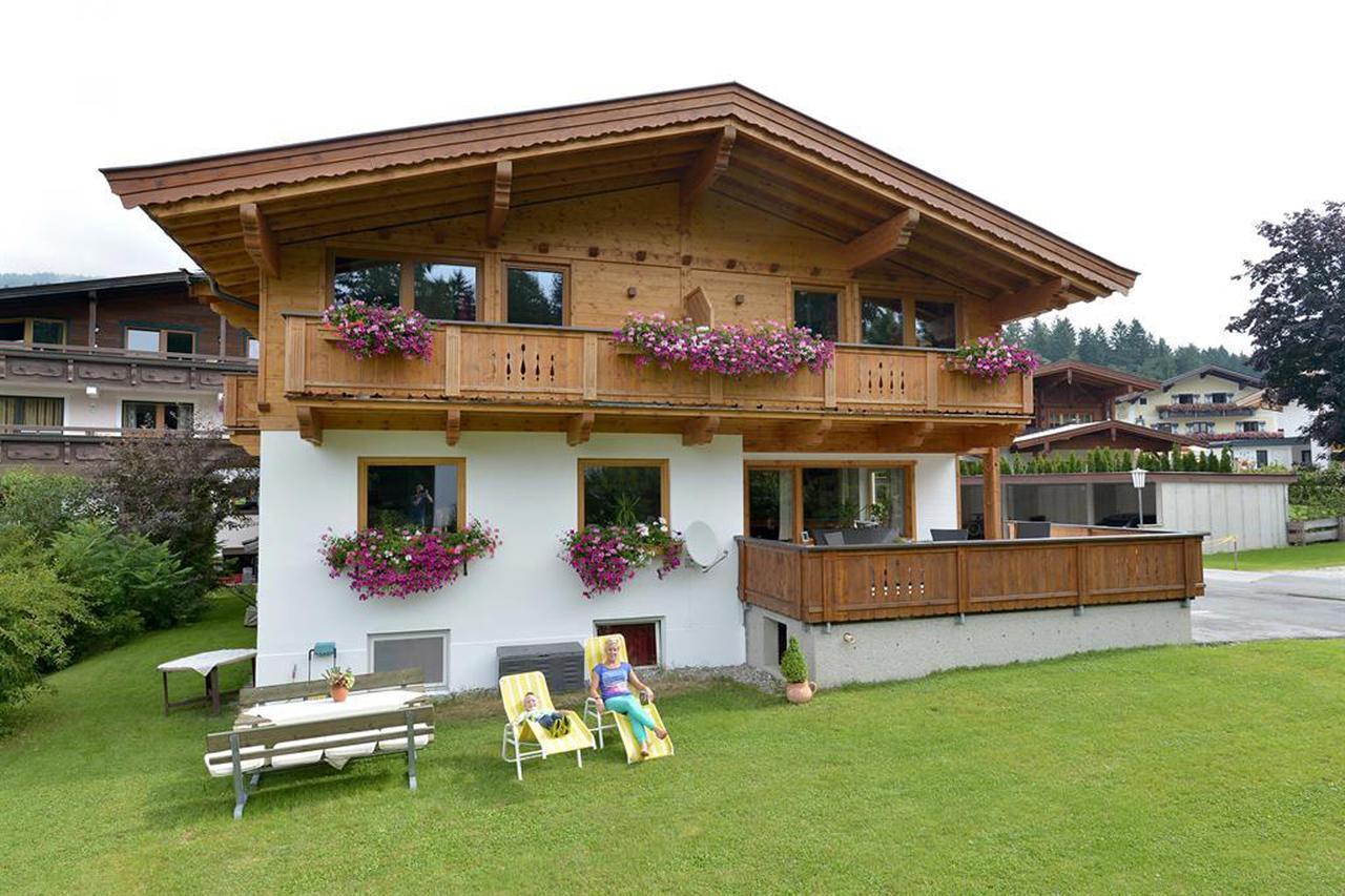 Landhotel Foehrenhof エルマウ エクステリア 写真