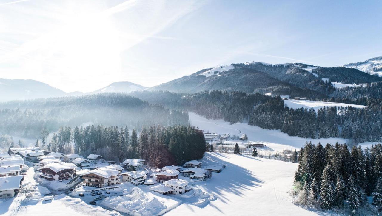 Landhotel Foehrenhof エルマウ エクステリア 写真