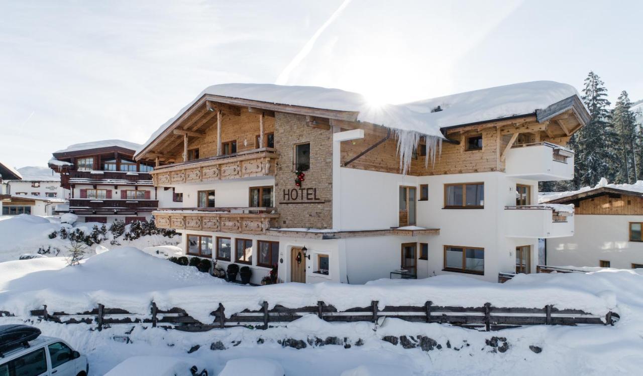 Landhotel Foehrenhof エルマウ エクステリア 写真